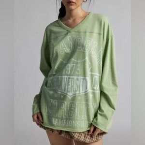 NWOT UO Varsity Vintage Sporty Graphic V-Neck Long Sleeve Tee